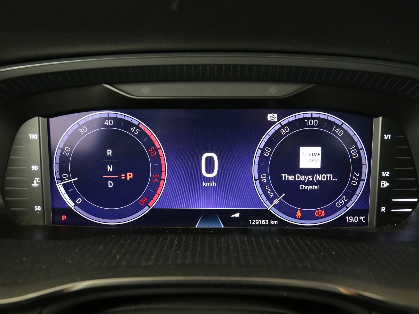 Fahrzeugabbildung SKODA Octavia Combi 2.0 TDI First Edition AHK|HUD|ACC