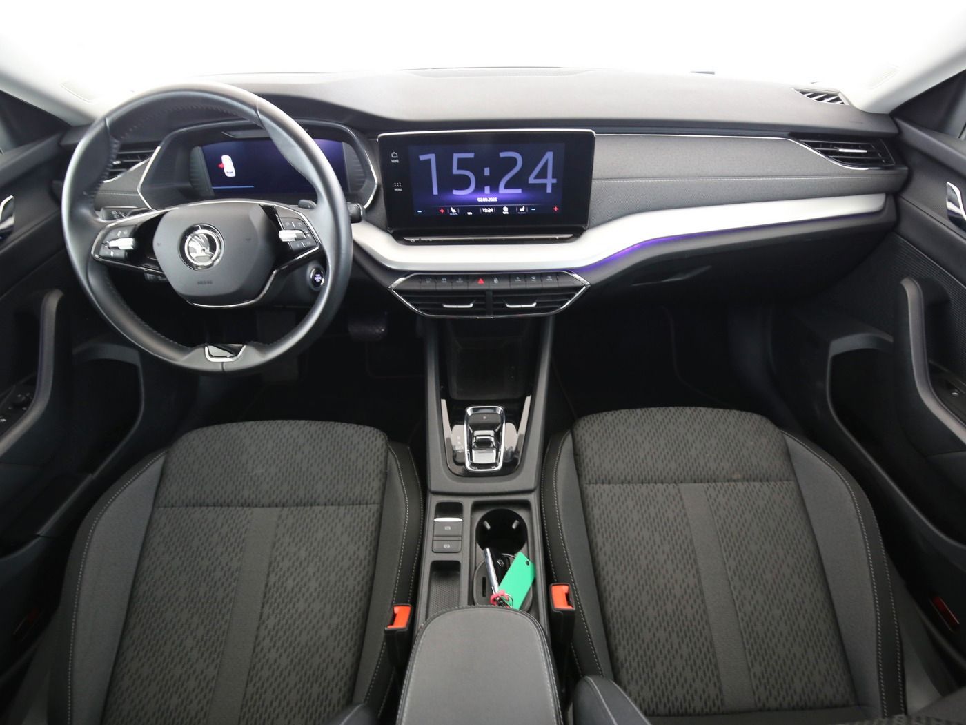 Fahrzeugabbildung SKODA Octavia Combi 2.0 TDI First Edition AHK|HUD|ACC