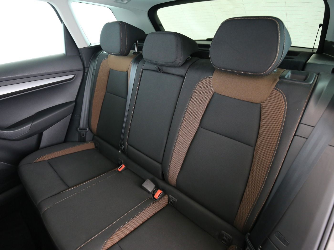 Fahrzeugabbildung SKODA Karoq 2.0 TDI Scout 4x4 DSG AHK|Pano|SD|ACC|LED|