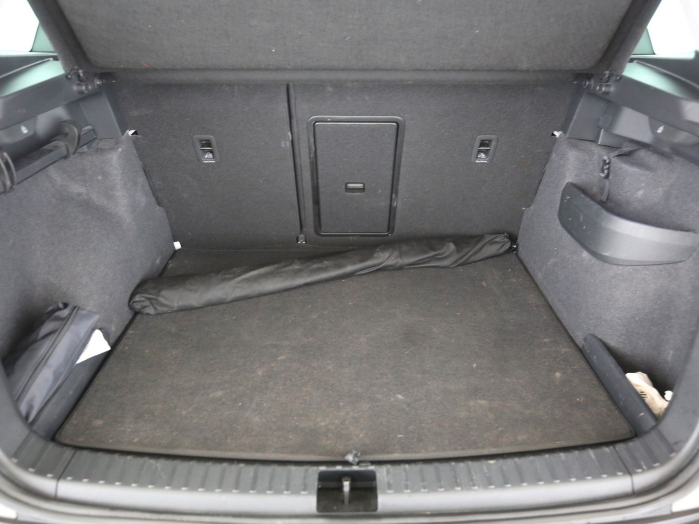 Fahrzeugabbildung SKODA Karoq 2.0 TDI Scout 4x4 DSG AHK|Pano|SD|ACC|LED|