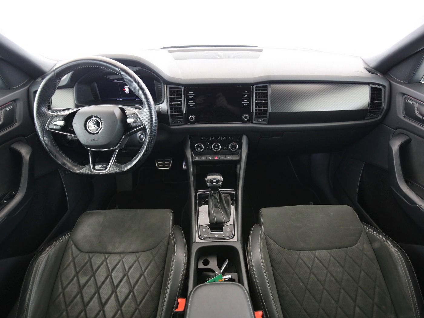 Fahrzeugabbildung SKODA Kodiaq 2.0 TDI Sportline 4x4 DSG Standhzg|4xSHZG