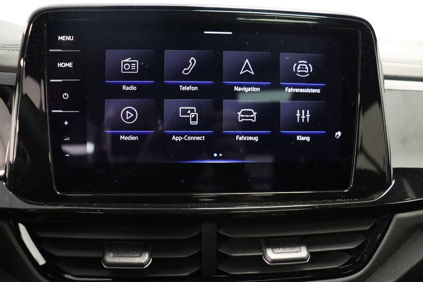 Fahrzeugabbildung Volkswagen T-Roc 2.0 TSI DSG 4Motion R-Line IQ.Light|Matrix