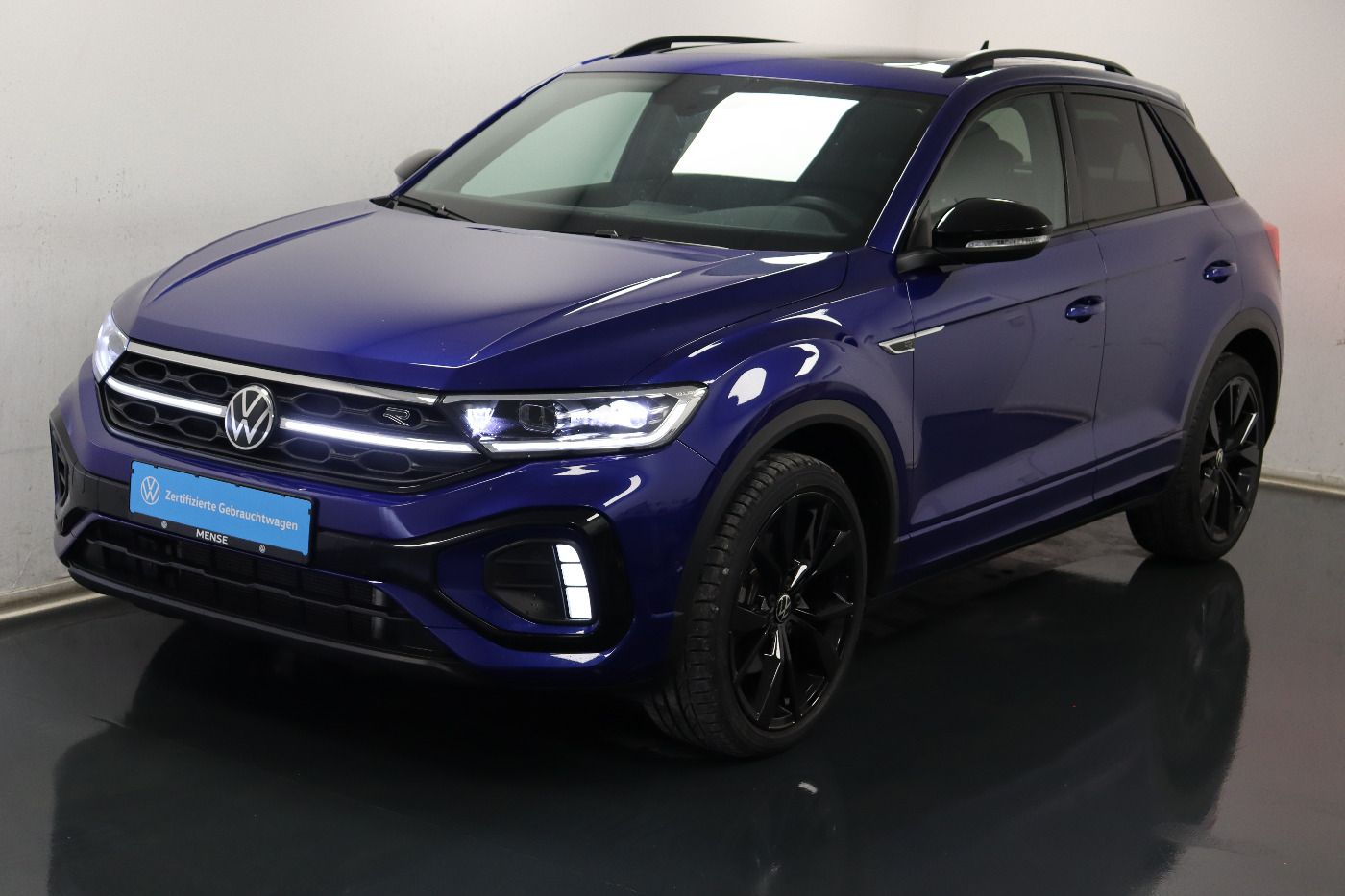 Fahrzeugabbildung Volkswagen T-Roc 2.0 TSI DSG 4Motion R-Line IQ.Light|Matrix