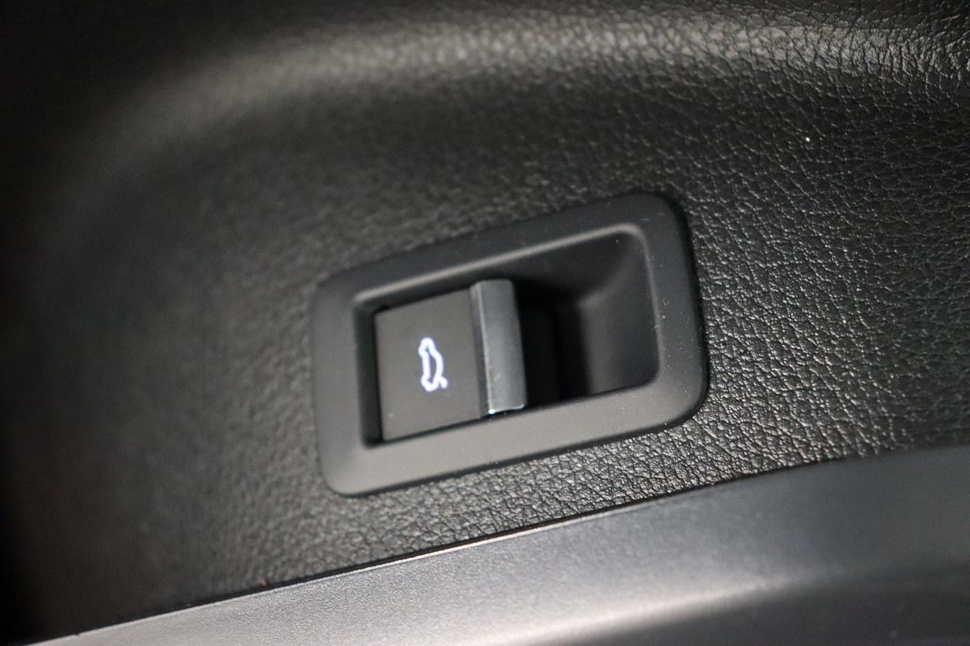 Fahrzeugabbildung Audi Q5 45 TFSI quattro S tronic S line Matrix|AHK|LM