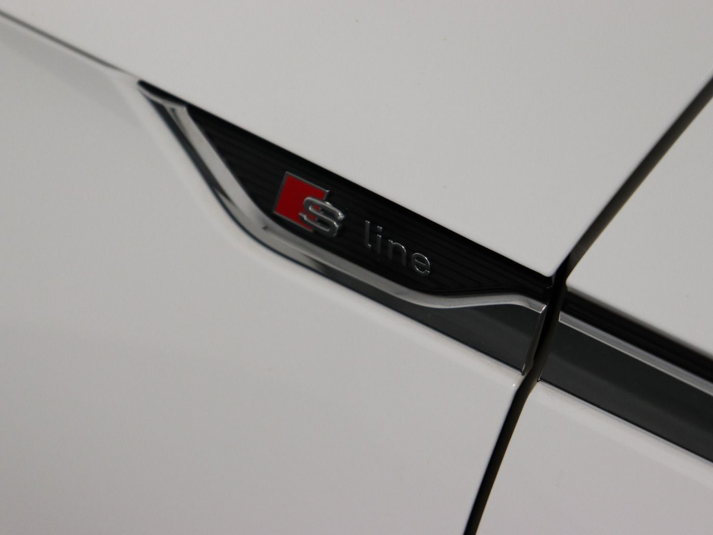 Fahrzeug autohaus mense Fahrzeugabbildung Audi A5 Sportback 40 TDI S tronic S line CarPlay|SD