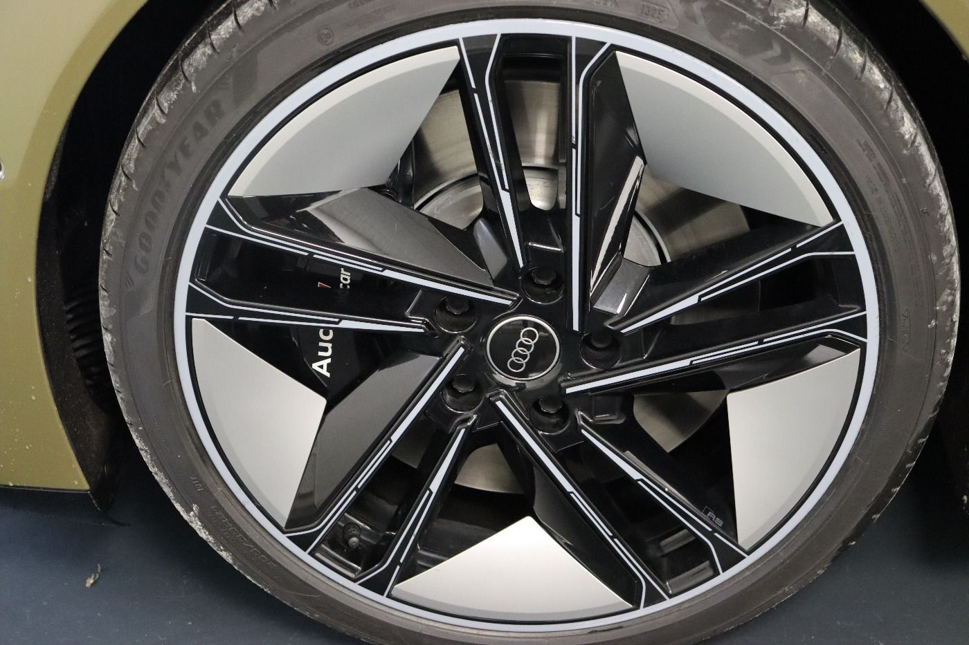 Fahrzeug autohaus mense Fahrzeugabbildung Audi e-tron GT quattro Matrix|B&O|CarPlay|HUD