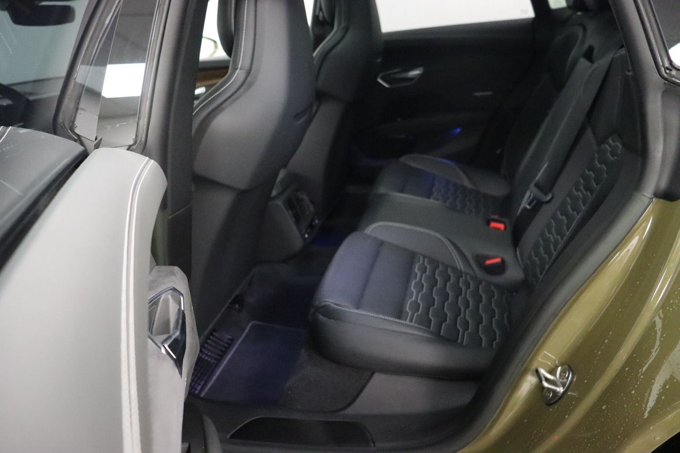 Fahrzeug autohaus mense Fahrzeugabbildung Audi e-tron GT quattro Matrix|B&O|CarPlay|HUD