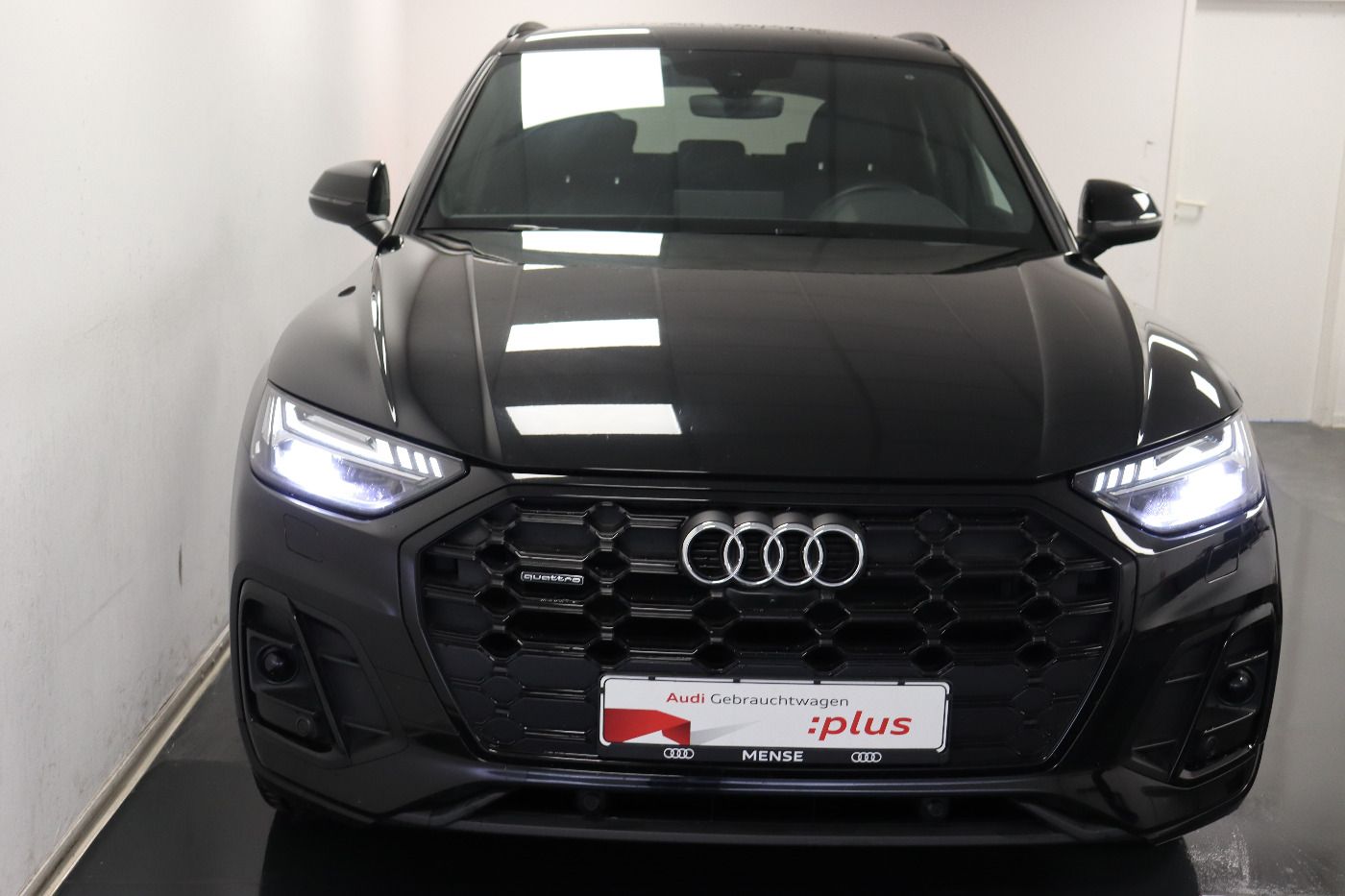 Fahrzeugabbildung Audi Q5 45 TFSI quattro S tronic S line Matrix|AHK|LM