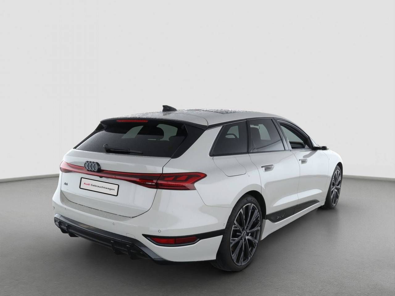 Fahrzeugabbildung Audi A6 Avant e-tron performance S-Line B&O|AHK|HUD
