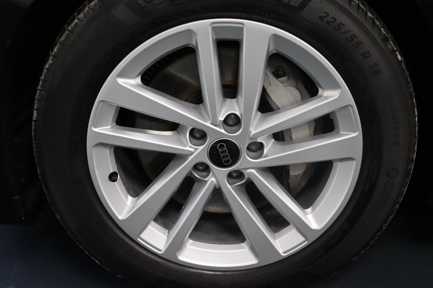 Fahrzeugabbildung Audi A6 Avant 50 TDI quattro S tronic Matrix|AHK