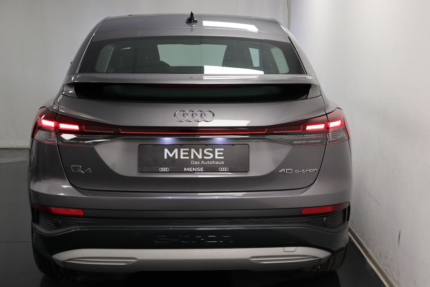Fahrzeugabbildung Audi Q4 Sportback e-tron 40 S line Pano|SD|Standhzg|L