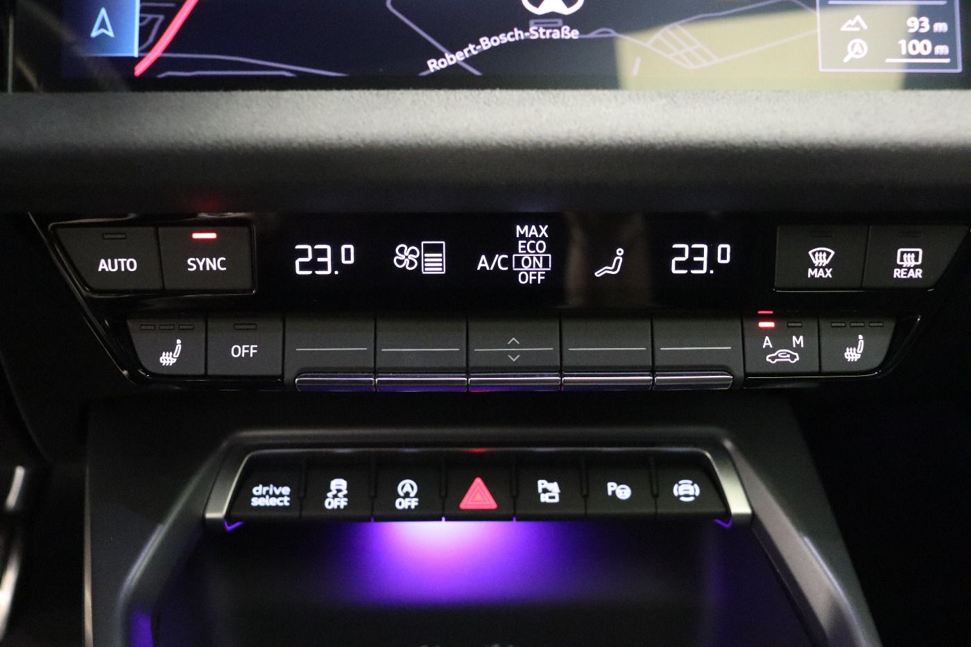 Fahrzeugabbildung Audi S3 Limousine quattro S tronic Matrix|CarPlay|HUD
