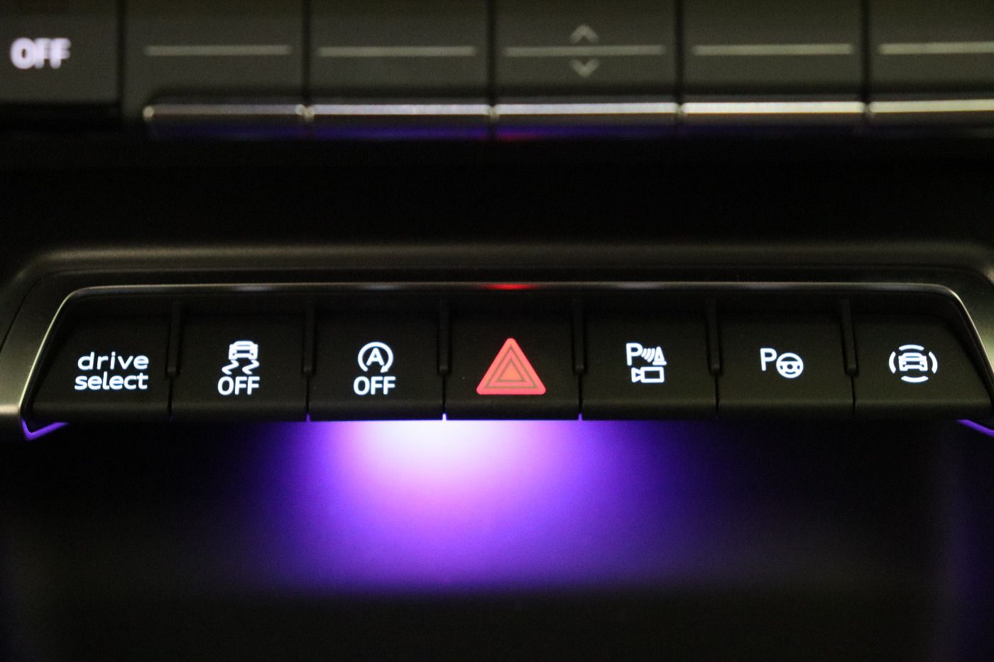 Fahrzeugabbildung Audi S3 Limousine quattro S tronic Matrix|CarPlay|HUD