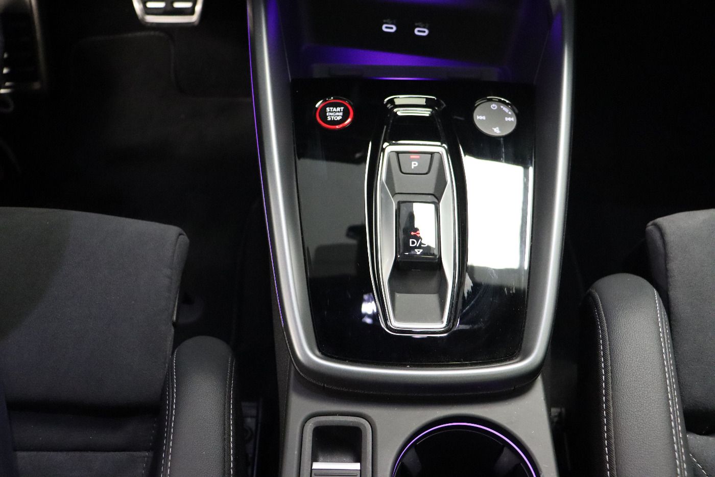 Fahrzeugabbildung Audi S3 Limousine quattro S tronic Matrix|CarPlay|HUD