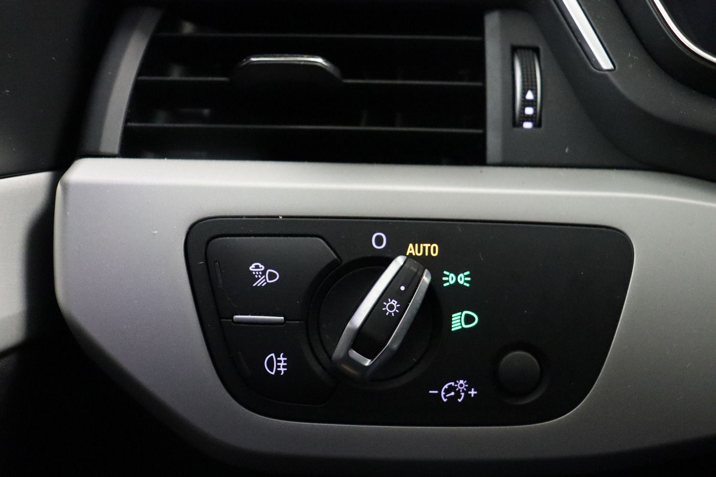 Fahrzeugabbildung Audi A5 Sportback 40 TDI S tronic quattro CarPlay|LED