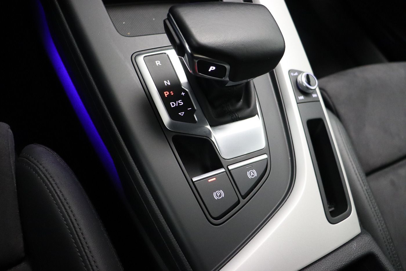 Fahrzeugabbildung Audi A5 Sportback 40 TDI S tronic quattro CarPlay|LED