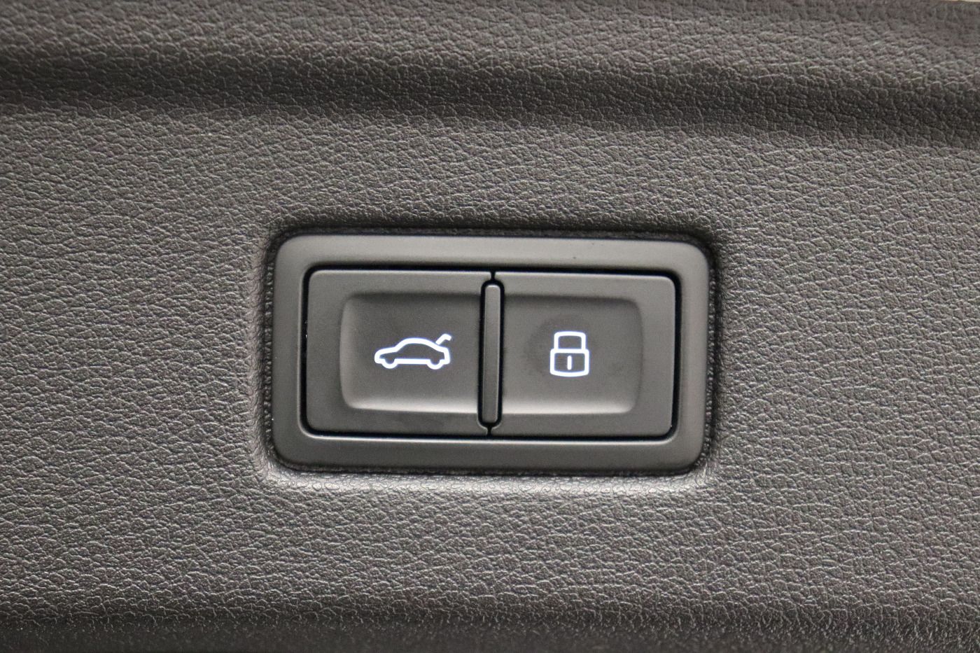 Fahrzeugabbildung Audi A5 Sportback 40 TDI S tronic quattro CarPlay|LED