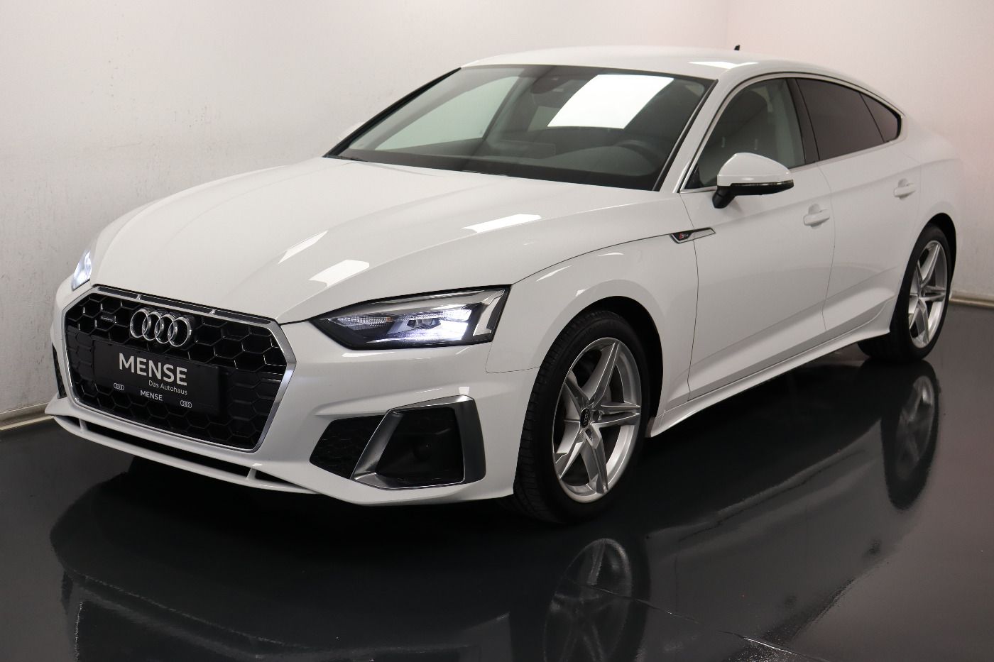 Fahrzeugabbildung Audi A5 Sportback 40 TDI S tronic quattro CarPlay|LED