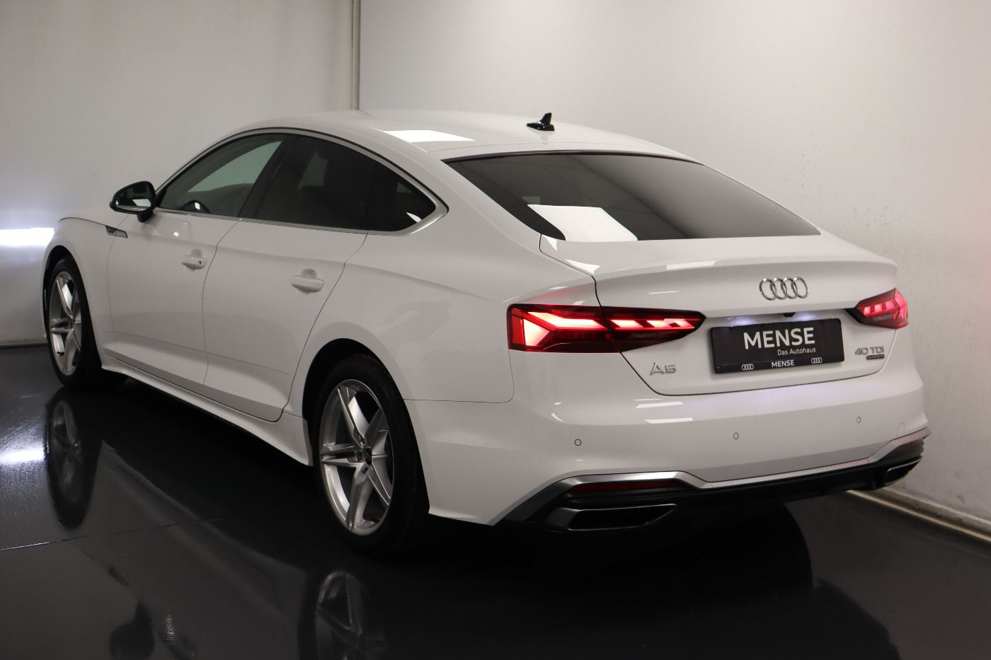 Fahrzeugabbildung Audi A5 Sportback 40 TDI S tronic quattro CarPlay|LED