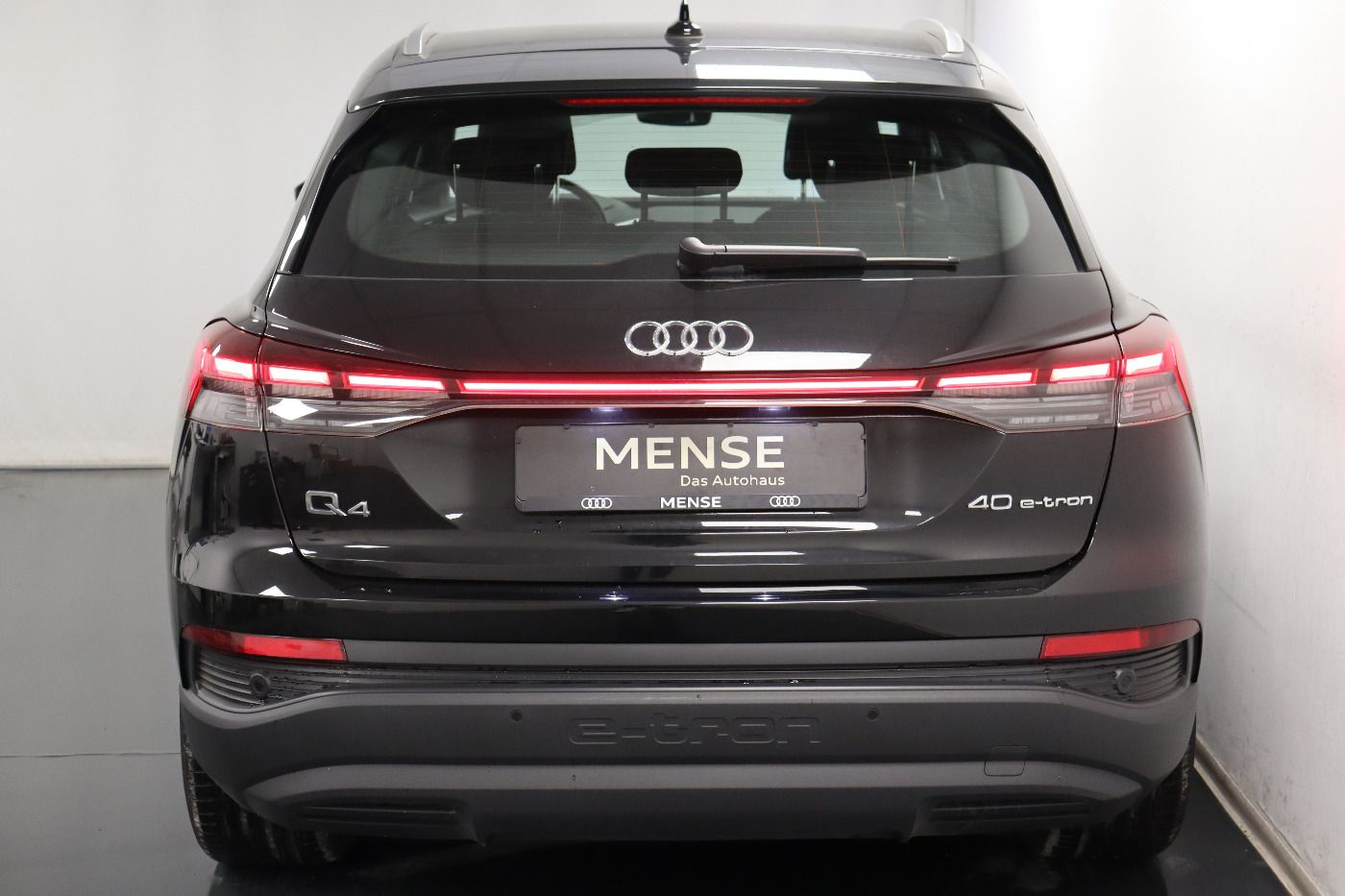 Fahrzeug autohaus mense Fahrzeugabbildung Audi Q4 e-tron 40 Matrix|CarPlay|AHK|HUD|Standhzg|ACC