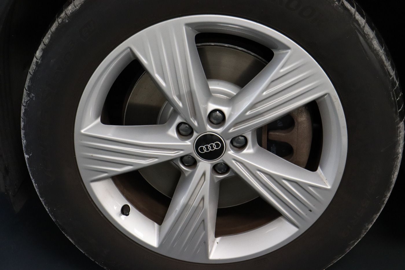 Fahrzeug autohaus mense Fahrzeugabbildung Audi Q4 e-tron 40 Matrix|CarPlay|AHK|HUD|Standhzg|ACC