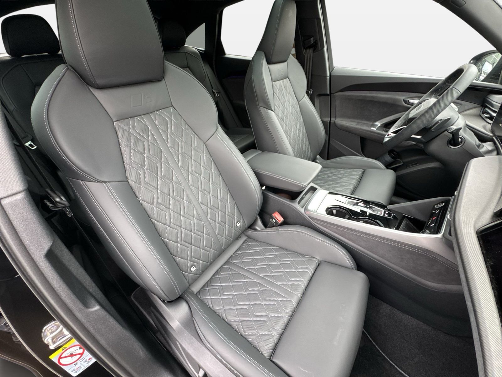Fahrzeugabbildung Audi Q5 Sportback 40TDI quattro Matrix|Tech+|Luftf.
