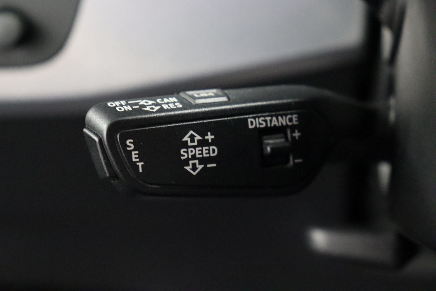 Fahrzeugabbildung Audi A4 Avant 2.0 TFSI S tronic design ACC|Navi|Virtu