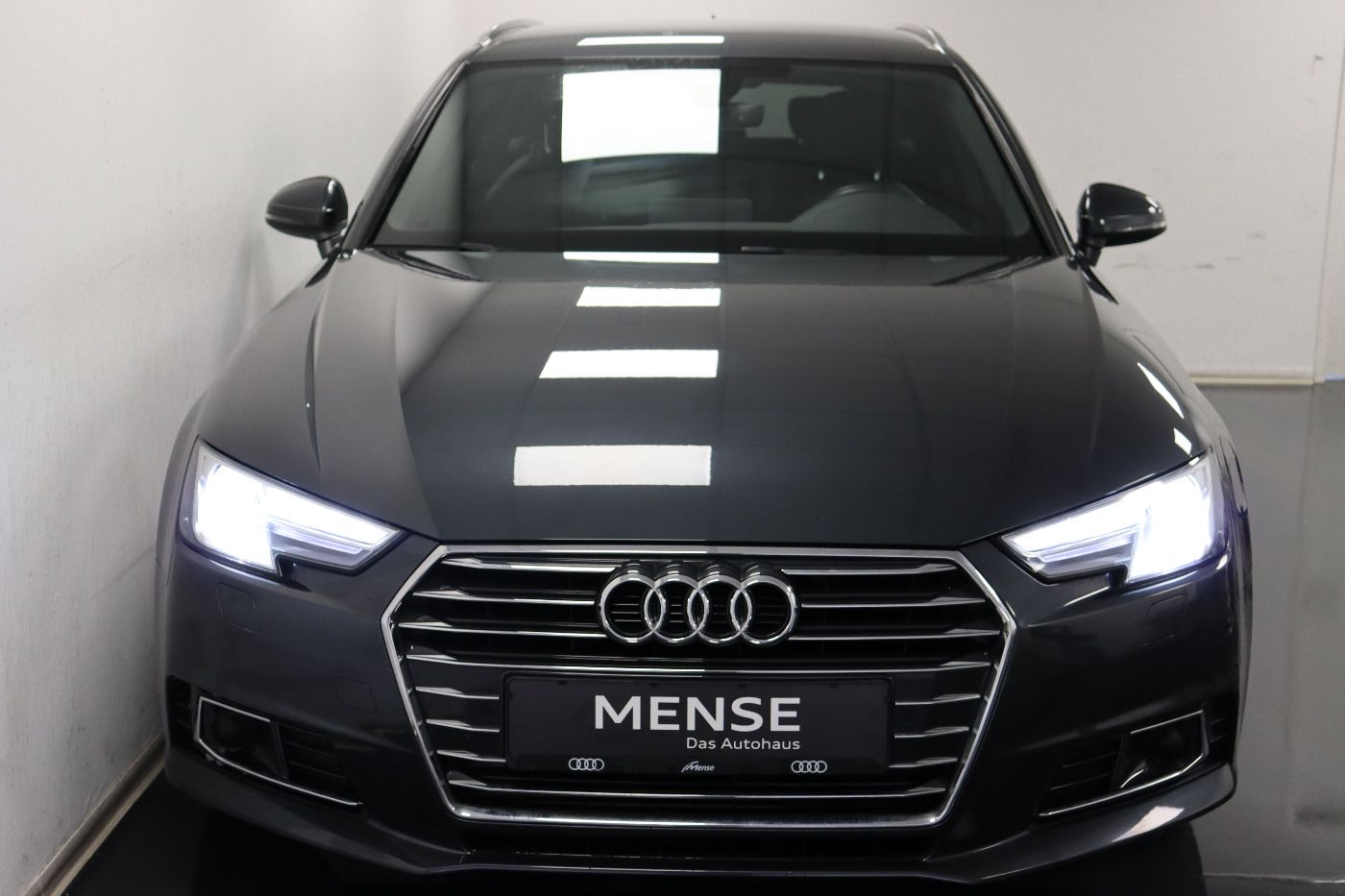 Fahrzeugabbildung Audi A4 Avant 2.0 TFSI S tronic design ACC|Navi|Virtu