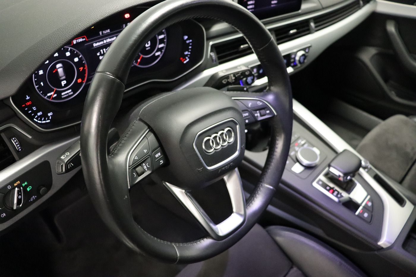 Fahrzeugabbildung Audi A4 Avant 2.0 TFSI S tronic design ACC|Navi|Virtu