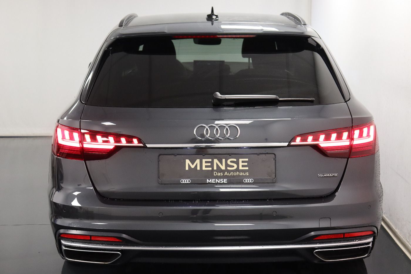 Fahrzeugabbildung Audi A4 Avant 40 TDI quattro S tronic advanced Matrix