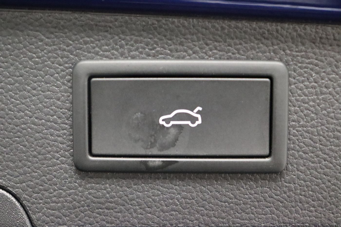 Fahrzeug autohaus mense Fahrzeugabbildung Volkswagen Passat Variant 2.0 TDI DSG Business CarPlay|HUD