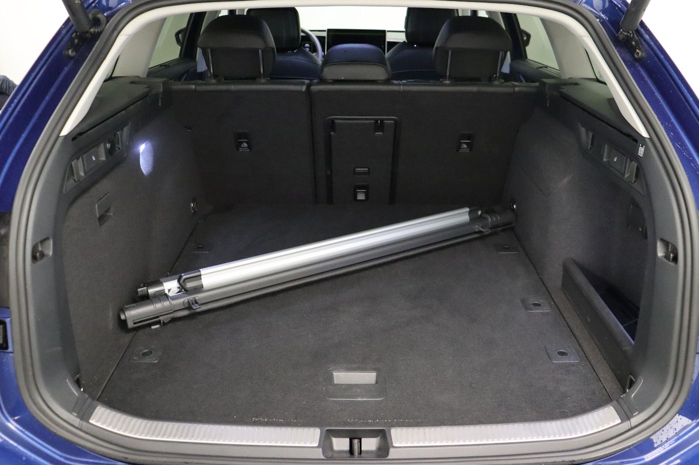 Fahrzeug autohaus mense Fahrzeugabbildung Volkswagen Passat Variant 2.0 TDI DSG Business CarPlay|HUD