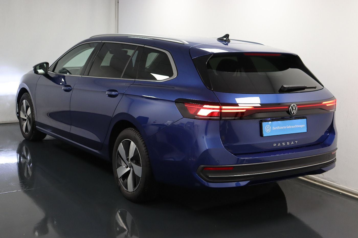 Fahrzeug autohaus mense Fahrzeugabbildung Volkswagen Passat Variant 2.0 TDI DSG Business CarPlay|HUD