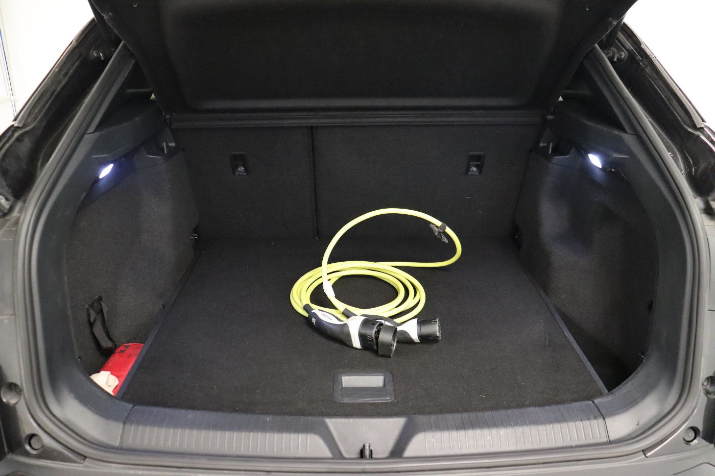 Fahrzeugabbildung Volkswagen ID.4 Pro Performance IQ.Light|Matrix|CarPlay|AHK