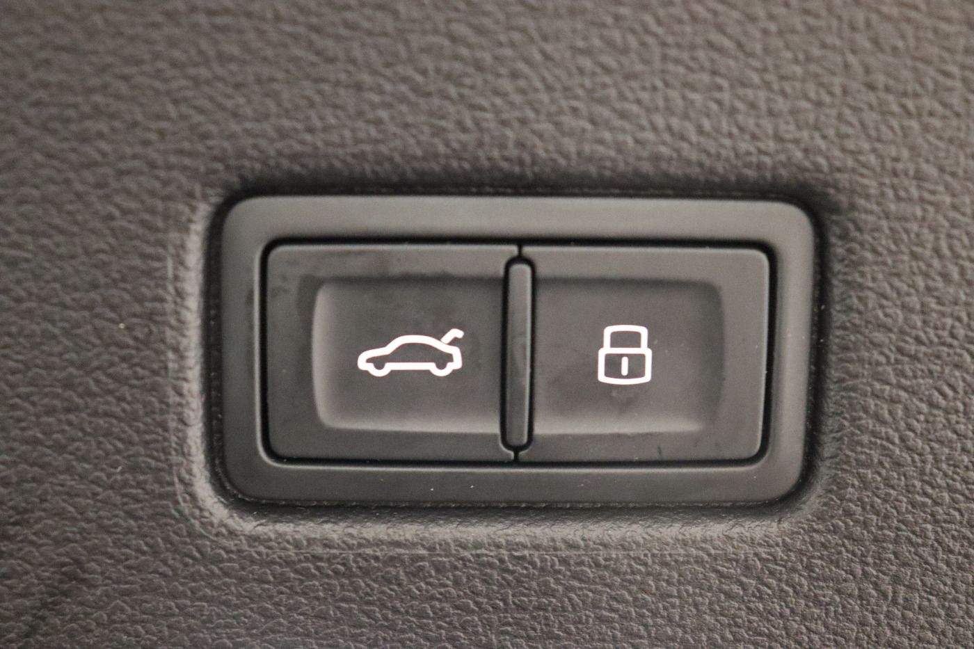 Fahrzeug autohaus mense Fahrzeugabbildung Audi RS7 Sportback Matrix|B&O|CarPlay|HUD|Pano|SD|ACC