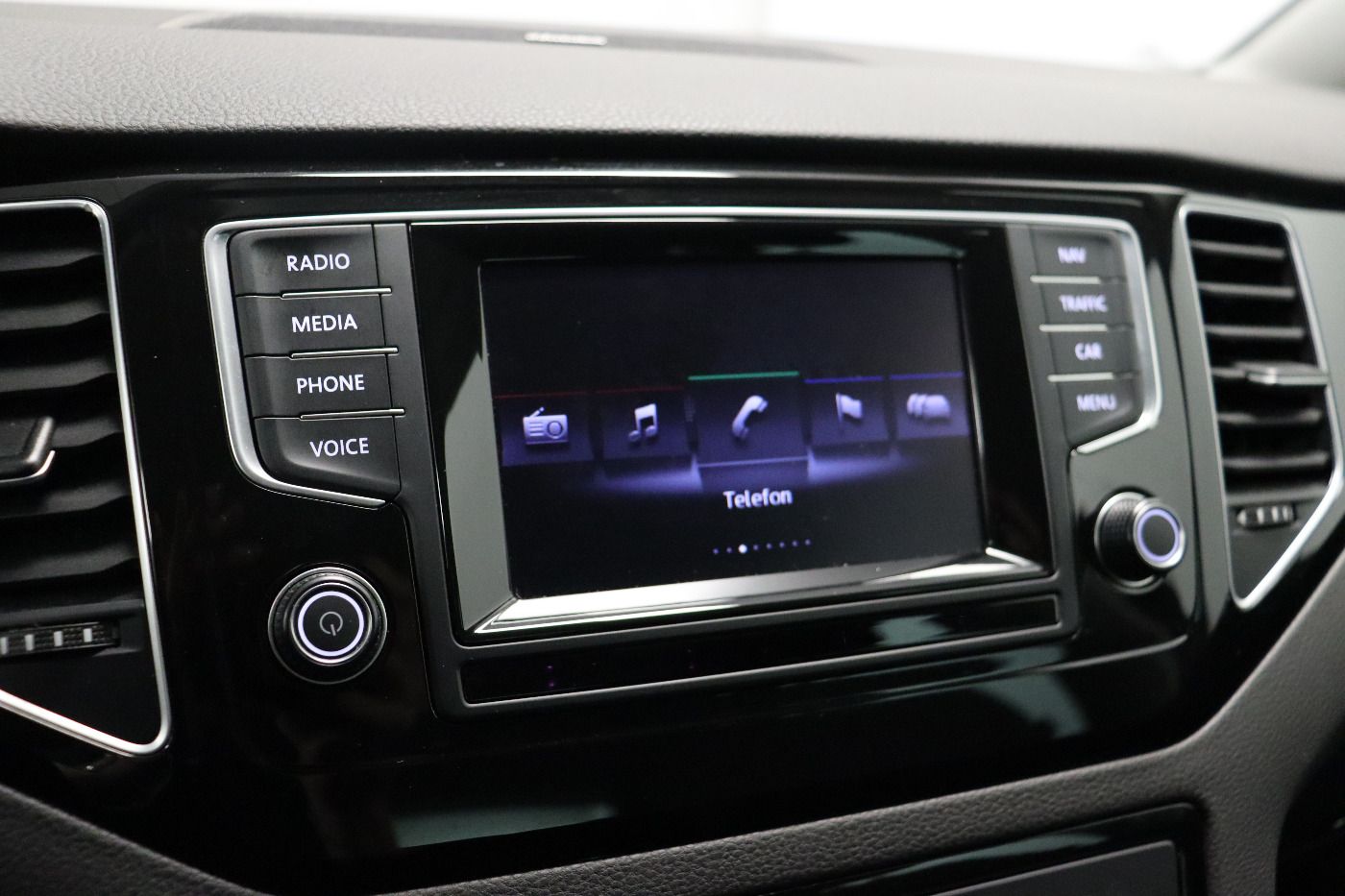 Fahrzeug autohaus mense Fahrzeugabbildung Volkswagen Golf Sportsvan 1.4 TSI DSG Highline Navi ACC Rea