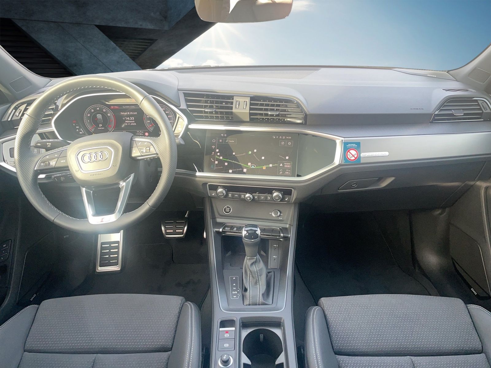 Fahrzeugabbildung Audi Q3 Sportback 40TFSI S-Line Matrix|AHK|Pano