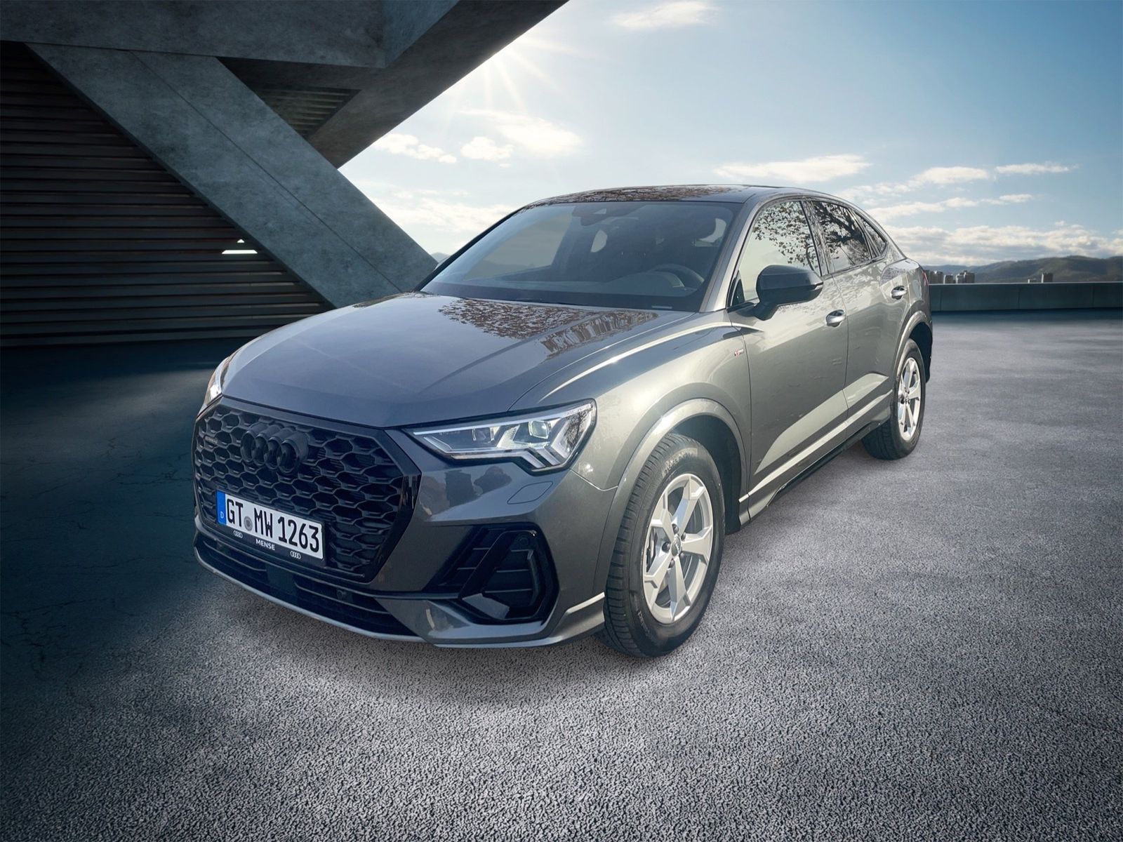 Fahrzeug autohaus mense Fahrzeugabbildung Audi Q3 Sportback 40TFSI S-Line Matrix|AHK|Pano