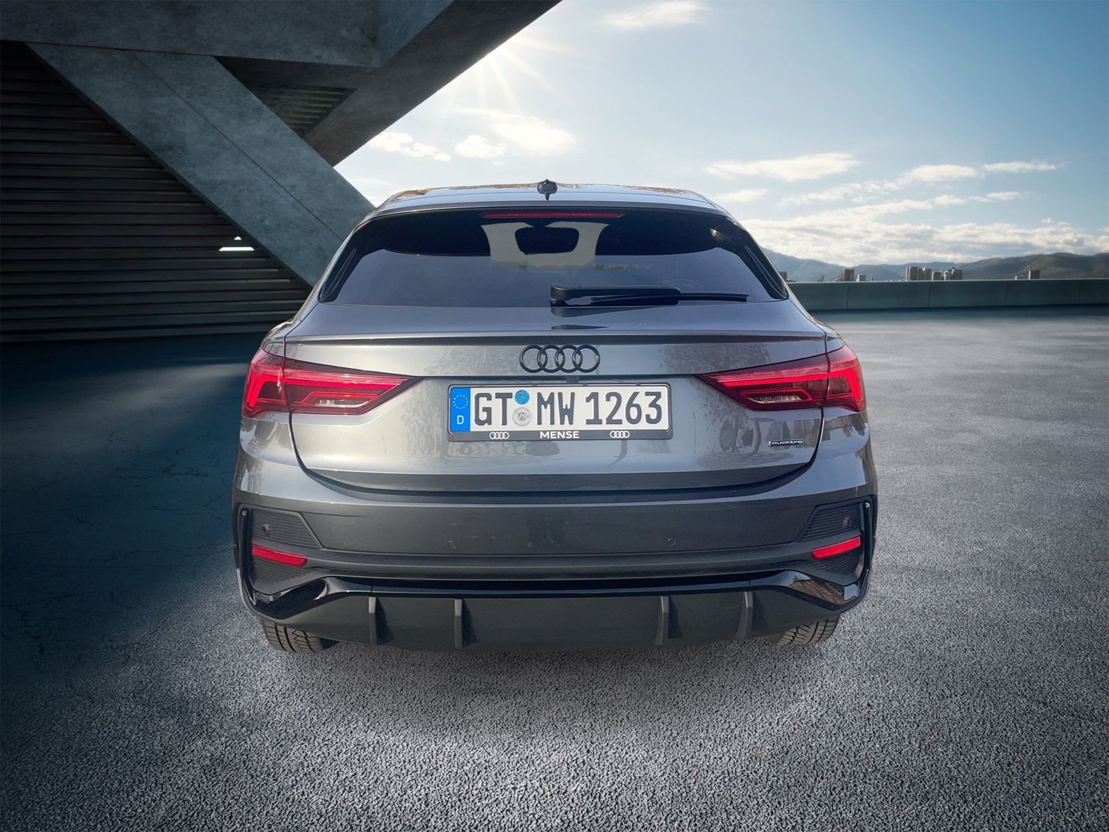 Fahrzeug autohaus mense Fahrzeugabbildung Audi Q3 Sportback 40TFSI S-Line Matrix|AHK|Pano