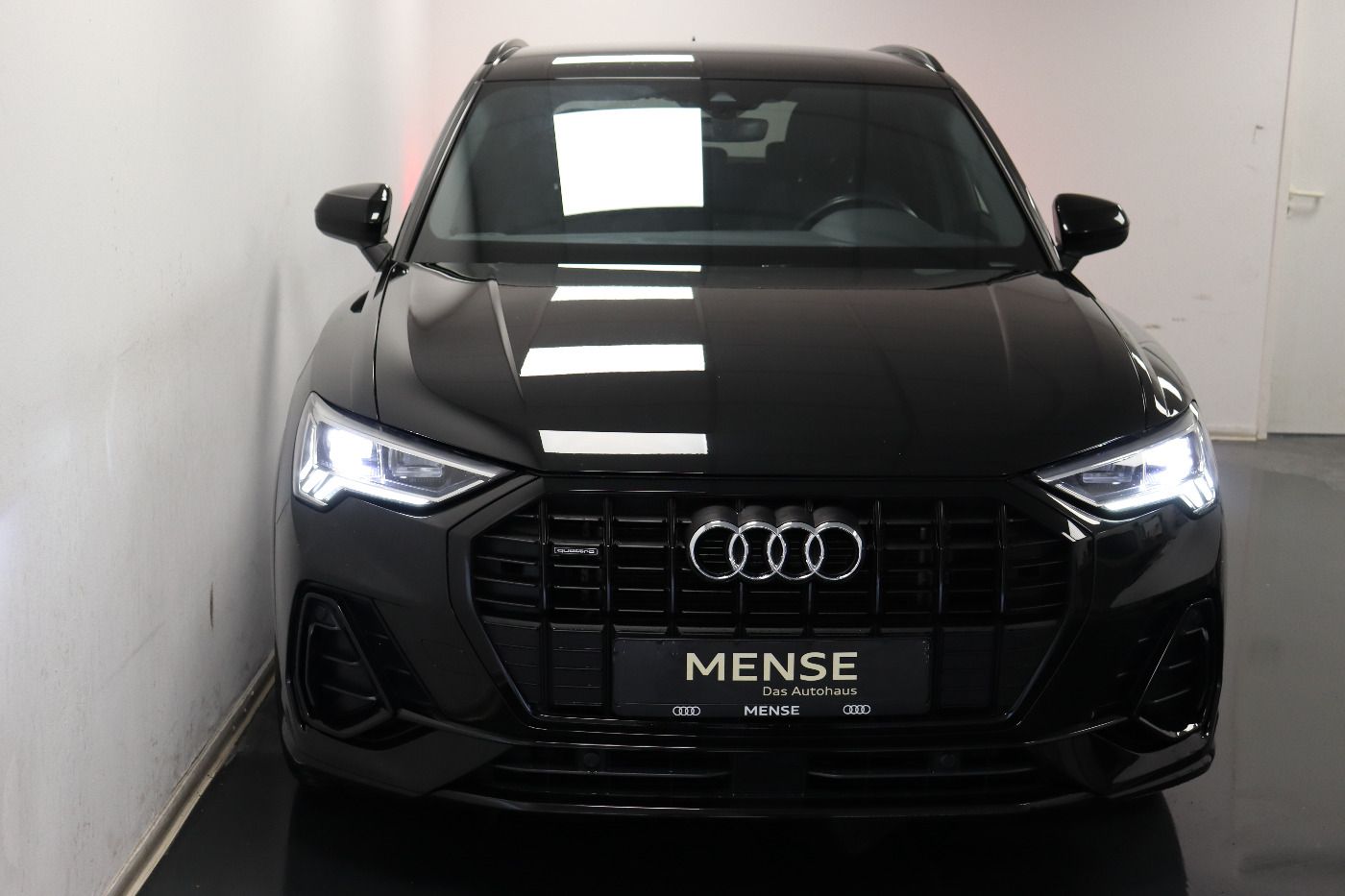 Fahrzeugabbildung Audi Q3 40 TDI Quattro S tronic S line CarPlay|LED|Na