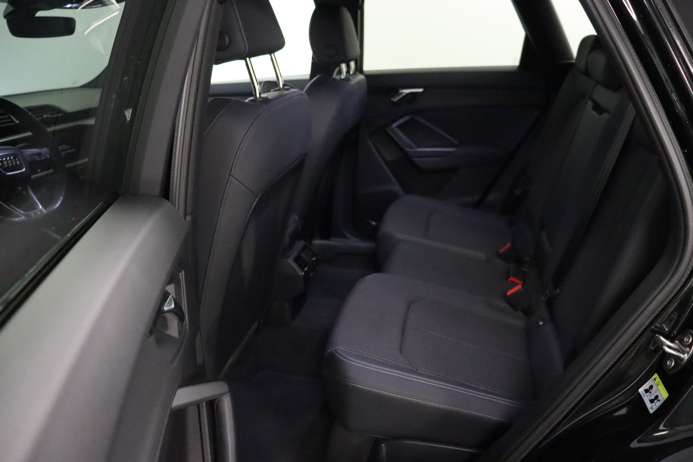 Fahrzeugabbildung Audi Q3 40 TDI Quattro S tronic S line CarPlay|LED|Na
