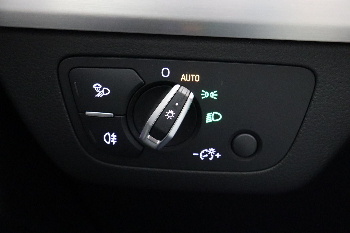 Fahrzeug autohaus mense Fahrzeugabbildung Audi Q5 50 TDI Quattro S tronic S line AHK|Luft|LED|N