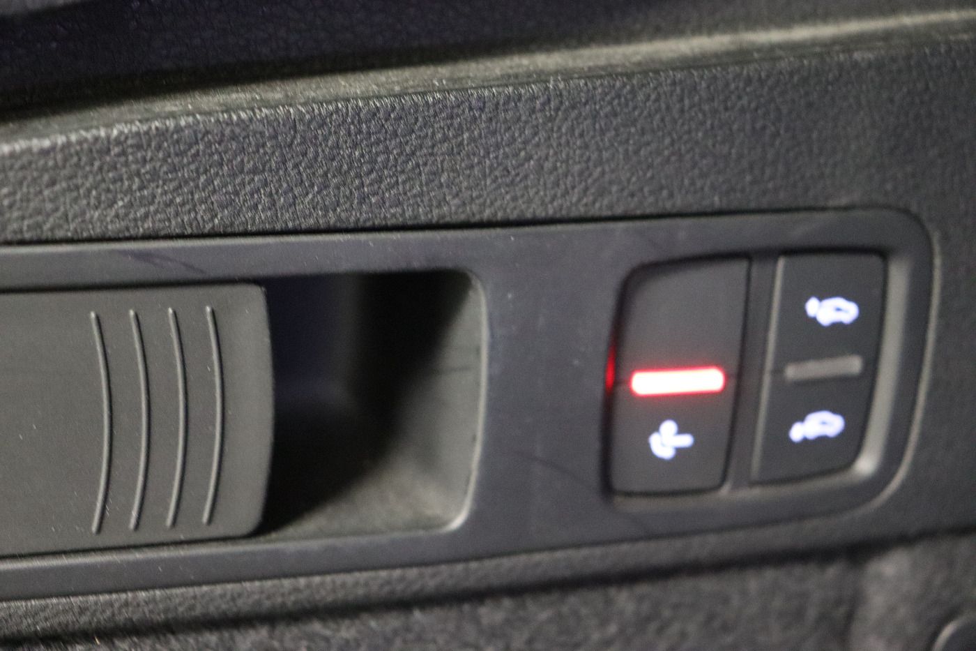 Fahrzeug autohaus mense Fahrzeugabbildung Audi Q5 50 TDI Quattro S tronic S line AHK|Luft|LED|N