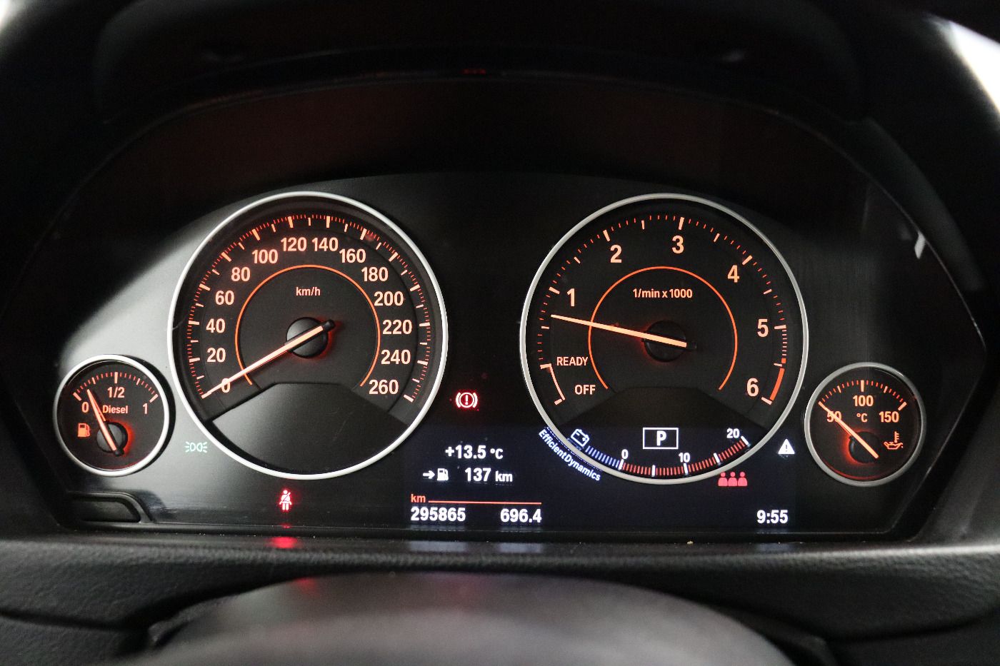 Fahrzeugabbildung BMW 330 d Touring xDrive Sport Line LED|Navi|KlimaA