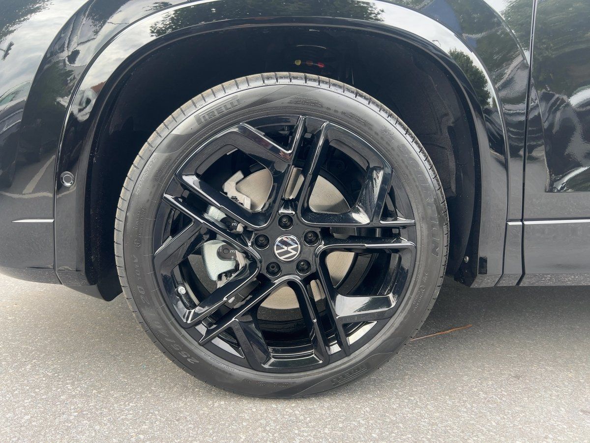 Fahrzeug autohaus mense Fahrzeugabbildung Volkswagen Tayron R-Line TDI 4M AHK 7-Sitzer Pano BlackStyl