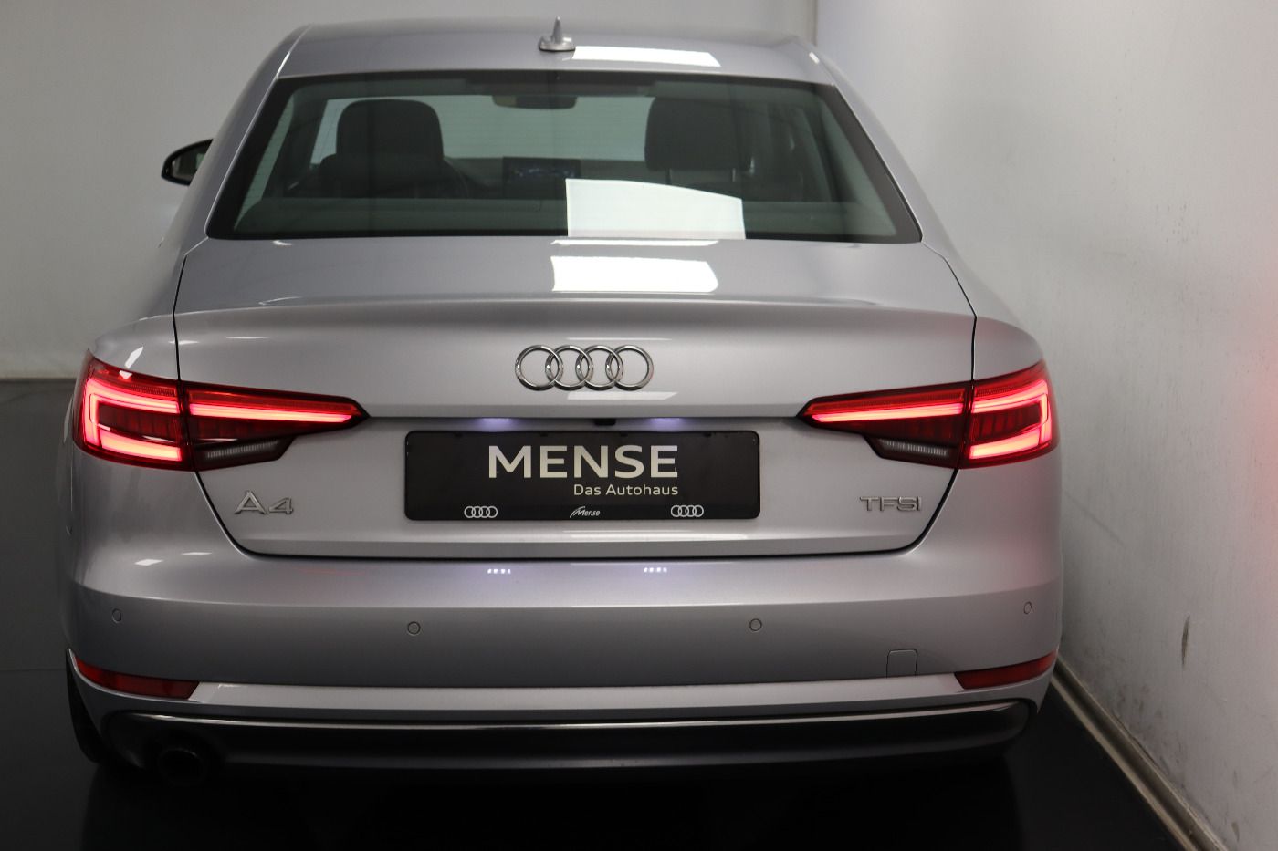 Fahrzeugabbildung Audi A4 1.4 TFSI S-tronic Sport Matrix|CarPlay|LED|Na