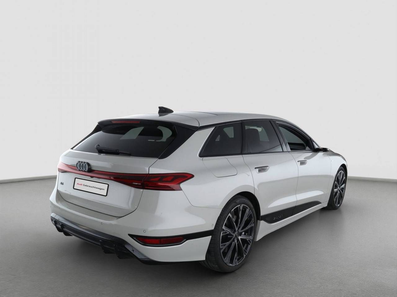Fahrzeugabbildung Audi A6 Avant e-tron performance S-Line B&O|AHK|HUD