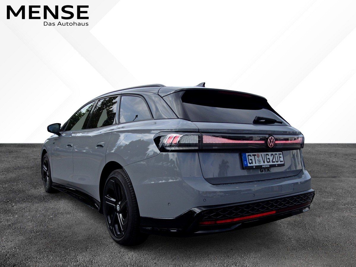 Fahrzeugabbildung Volkswagen ID.7 GTX Tourer 4M 86 kWh AHK Navi Pano 360° eSi - mit KI generiert/bearbeitet