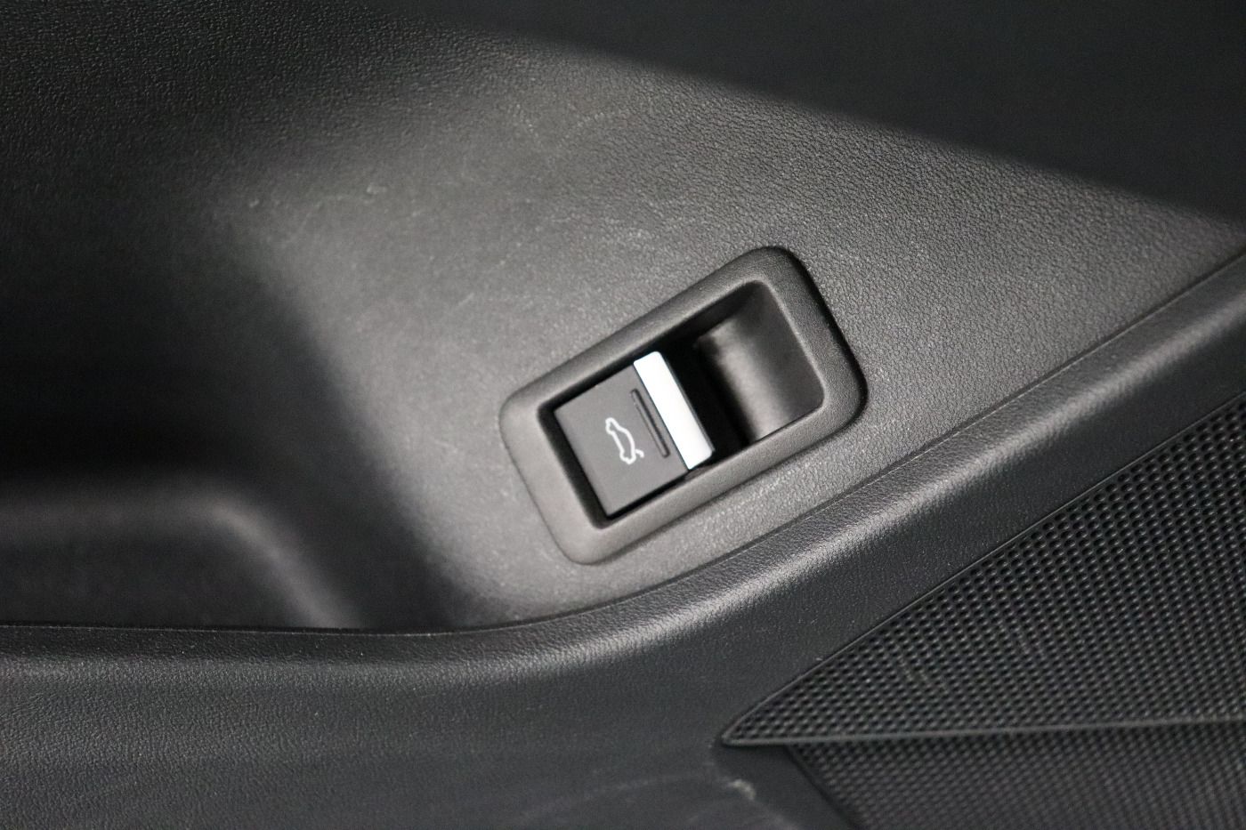 Fahrzeugabbildung Audi Q4 e-tron 40 AHK|Standhzg|ACC|LED|Navi|VirtualCP