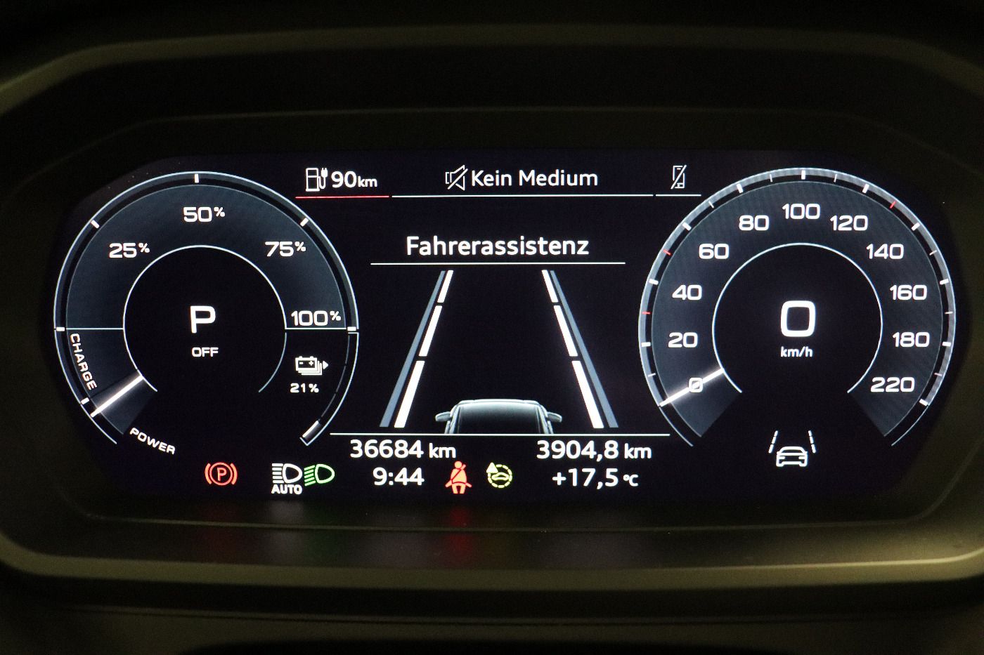Fahrzeug autohaus mense Fahrzeugabbildung Audi Q4 e-tron 40 AHK|Standhzg|ACC|LED|VirtualCP|PDC